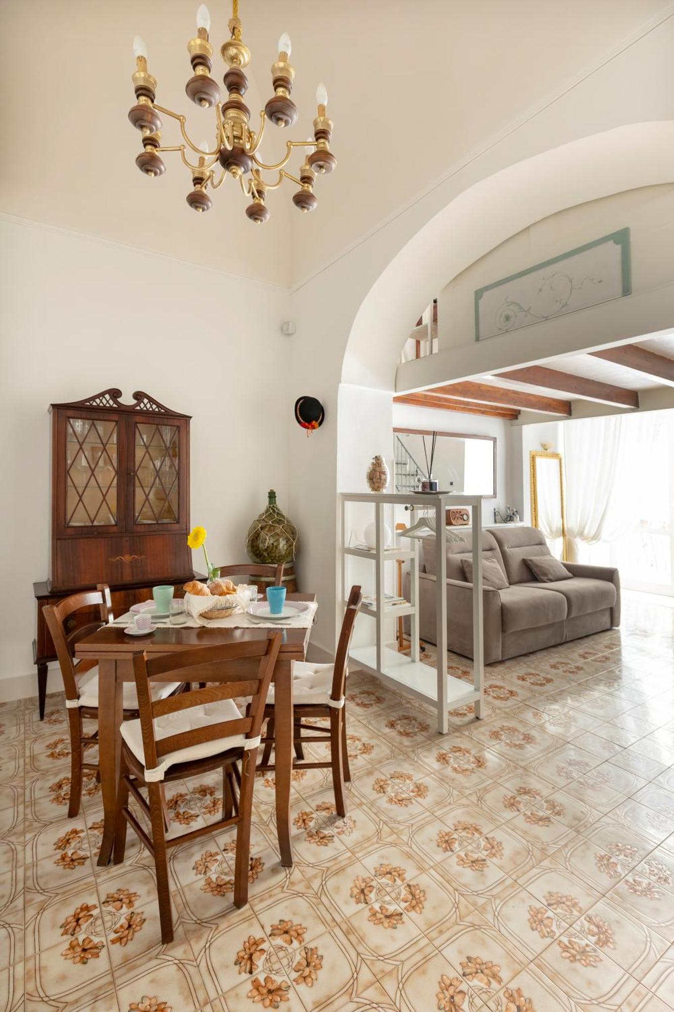 Niloufar Residence Napoli Экстерьер фото